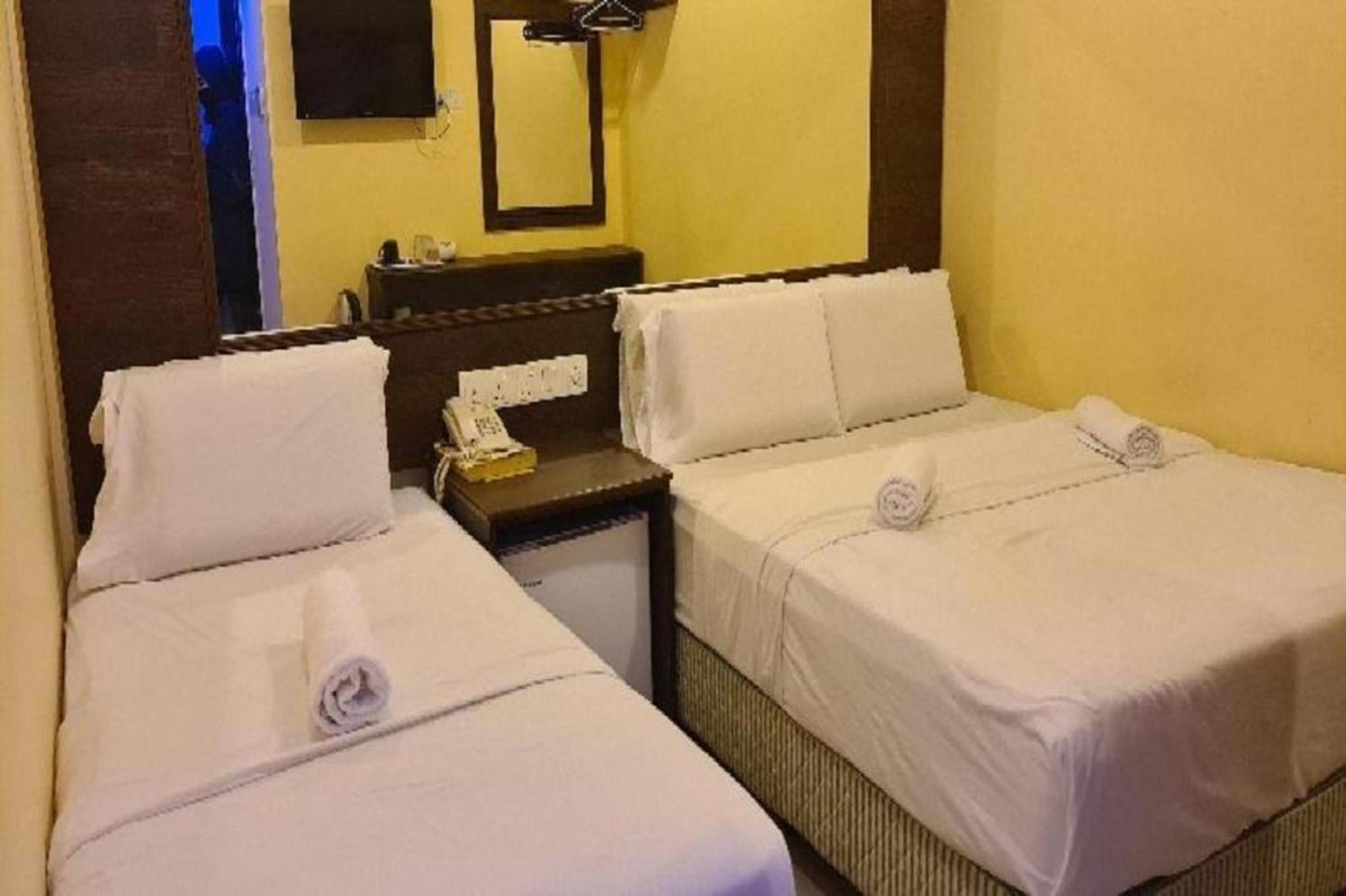 Spot On 90587 The Space Inn Kuala Terengganu Exterior foto