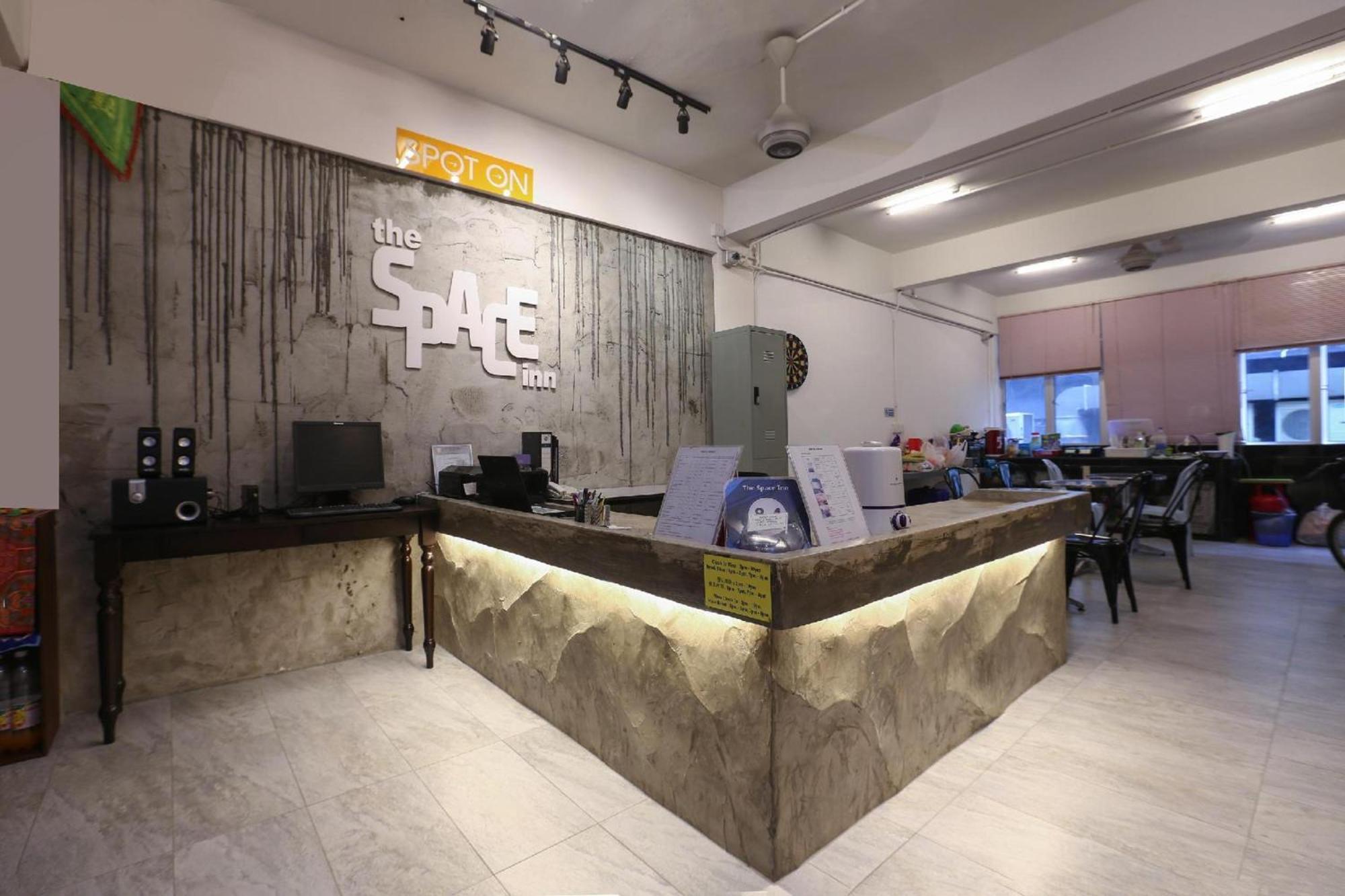 Spot On 90587 The Space Inn Kuala Terengganu Exterior foto
